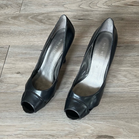 Nine West Patent Leather Pump​ - Picture 1 of 9